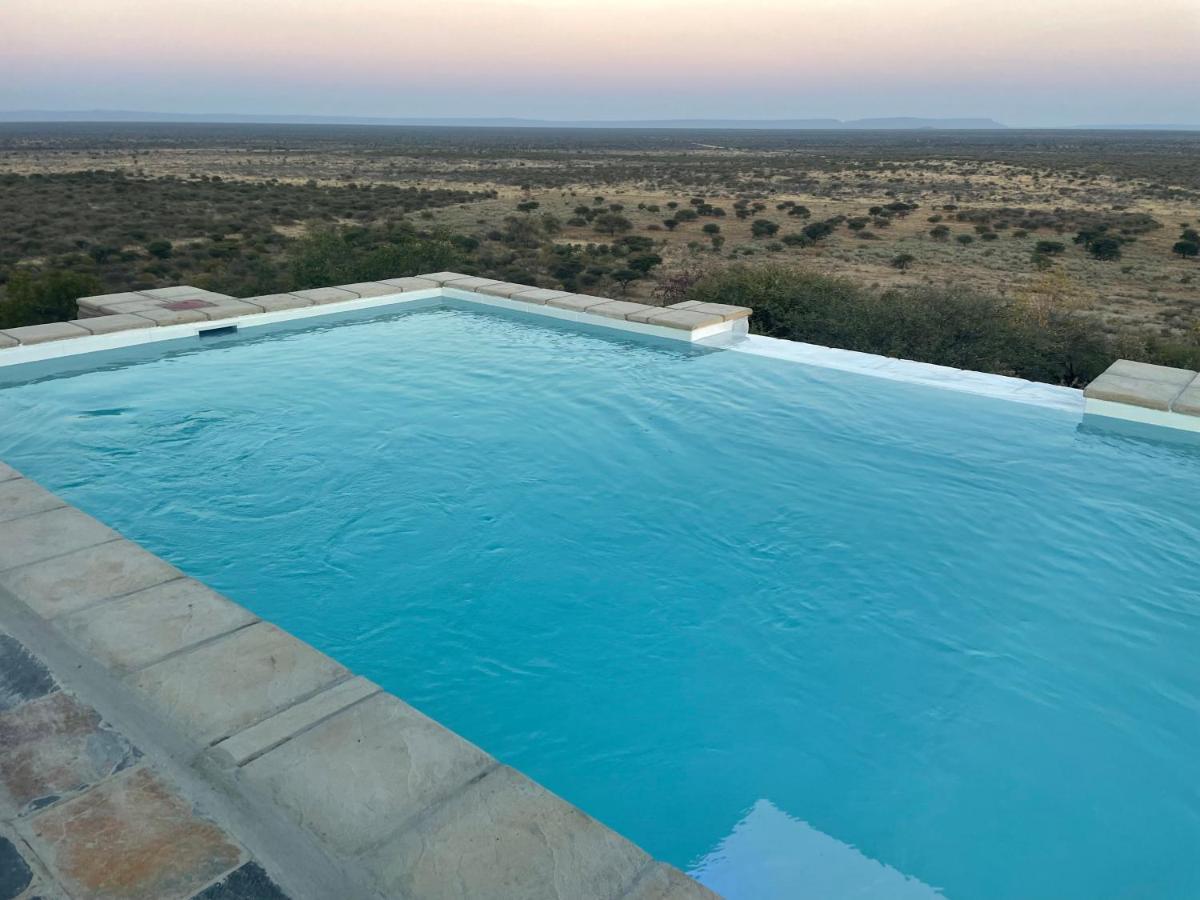 Aloegrove Safari Lodge Otjiwarongo Εξωτερικό φωτογραφία