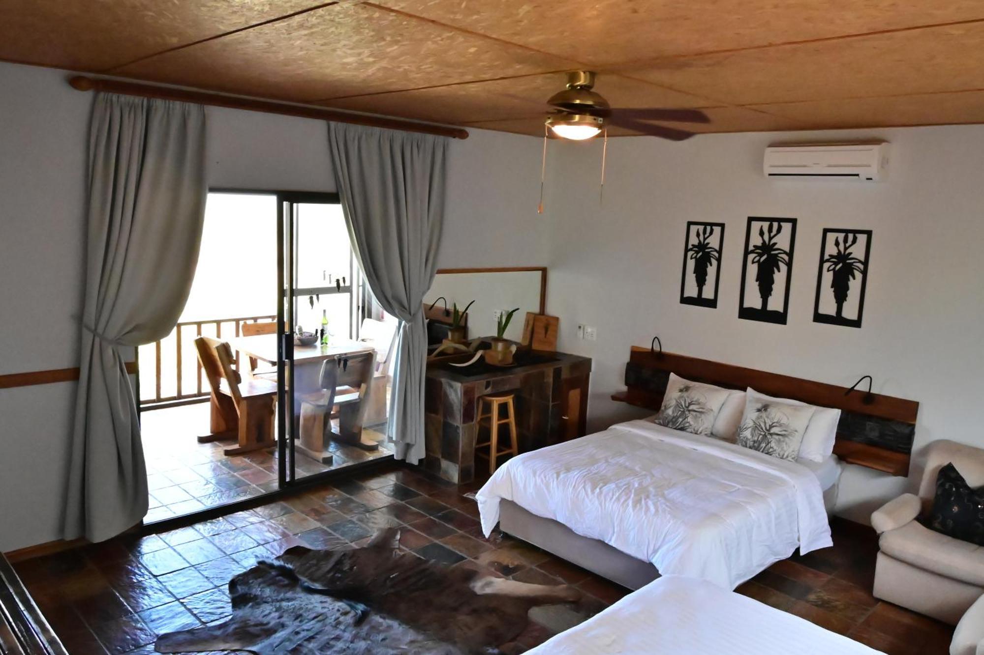 Aloegrove Safari Lodge Otjiwarongo Εξωτερικό φωτογραφία