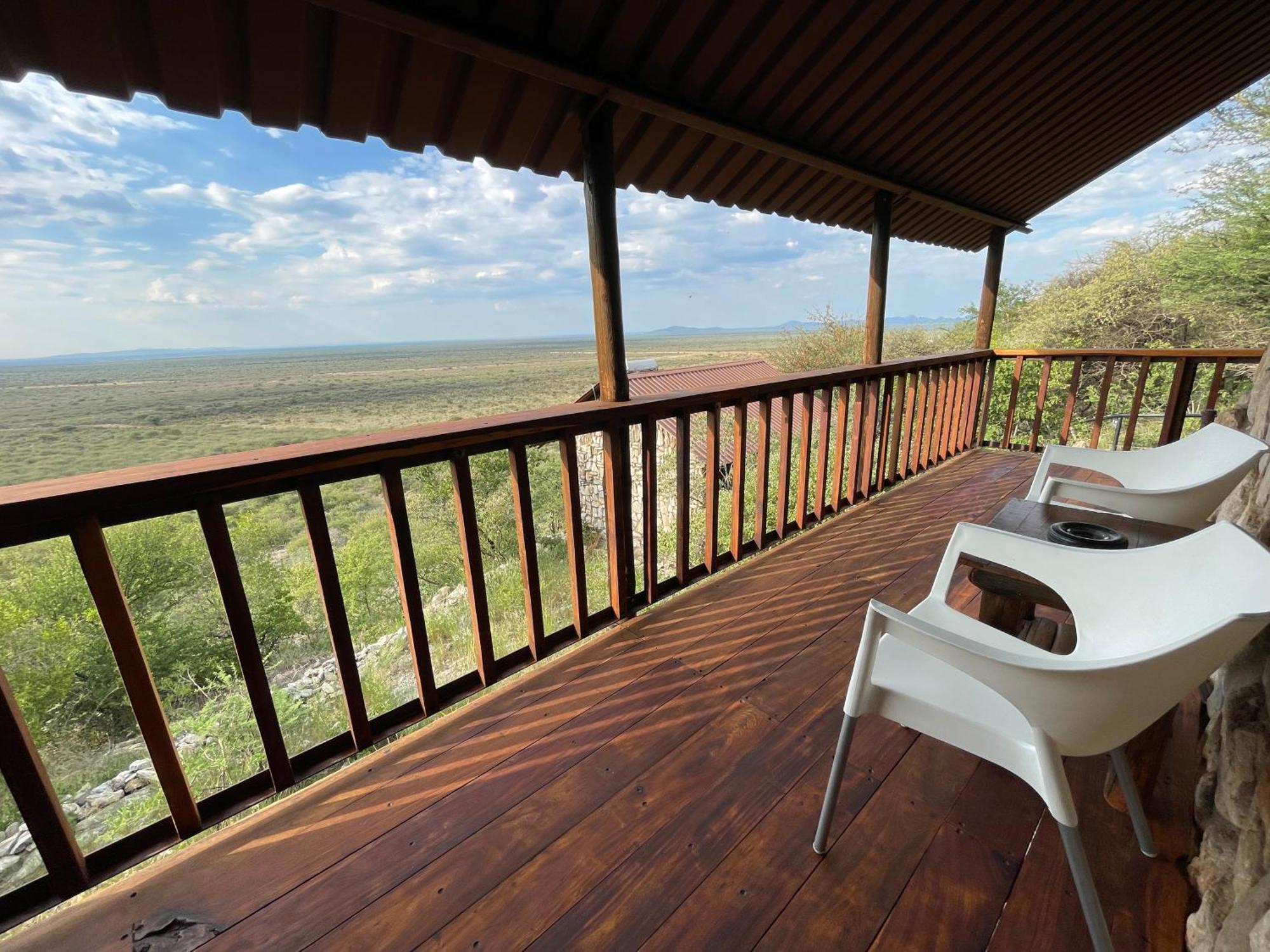 Aloegrove Safari Lodge Otjiwarongo Εξωτερικό φωτογραφία